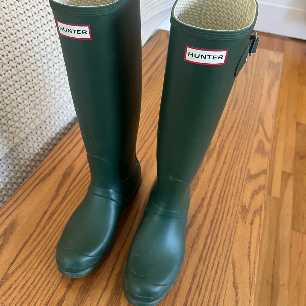Hunter Women's Original Tall Green Rain Boots